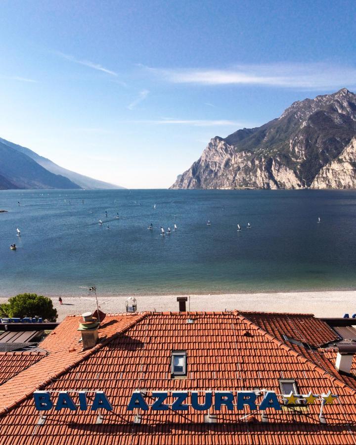 Hotel Baia Azzurra - Lake Front Torbole Sul Garda Exteriör bild